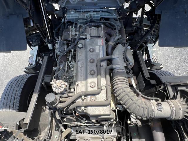 Mitsubishi GREAT 2014-02 8661835-12