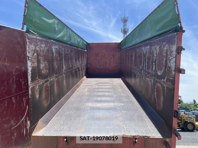 Mitsubishi GREAT 2014-02 8661835-8