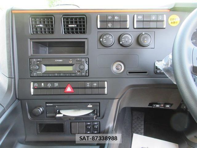 Mitsubishi GREAT 2026-05 8661832-12
