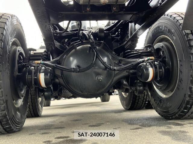 Mitsubishi GREAT 2026-05 8666984-15