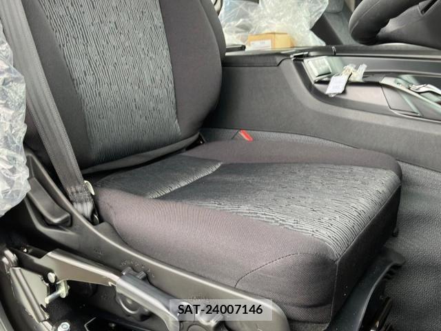 Mitsubishi GREAT 2026-05 8666984-18