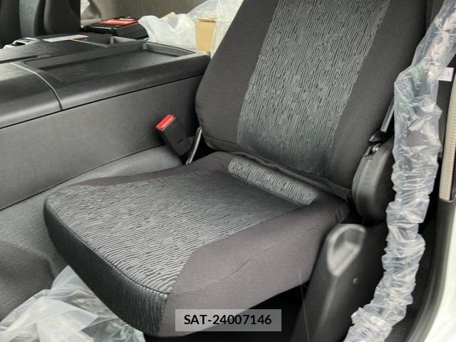 Mitsubishi GREAT 2026-05 8666984-19