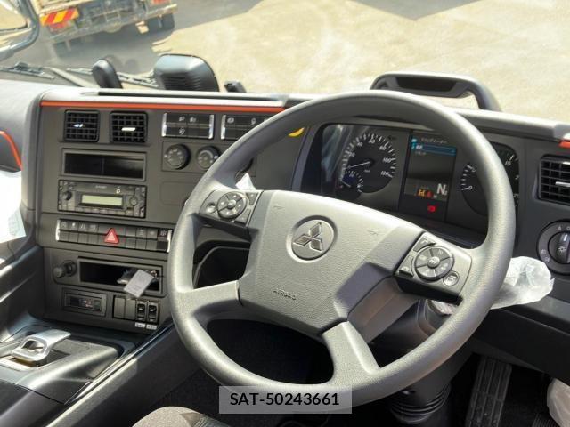 Mitsubishi GREAT 2026-05 8666983-23