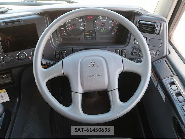Mitsubishi GREAT 2014-09 8666988-15