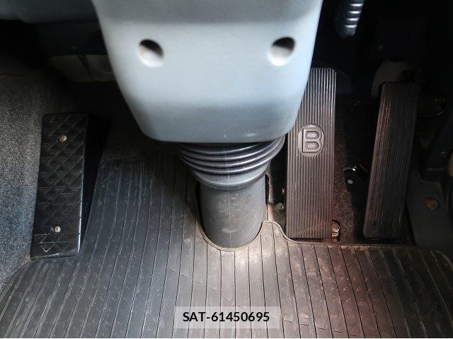 Mitsubishi GREAT 2014-09 8666988-23