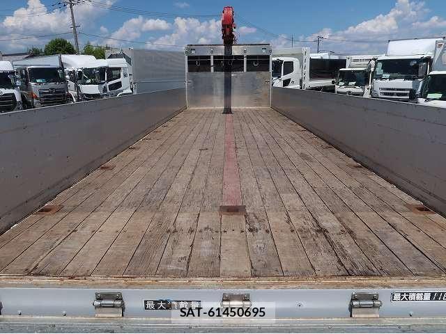 Mitsubishi GREAT 2014-09 8666988-6