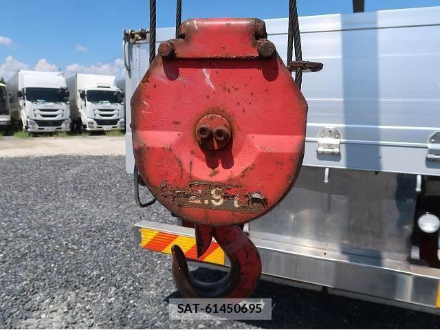 Mitsubishi GREAT 2014-09 8666988-7