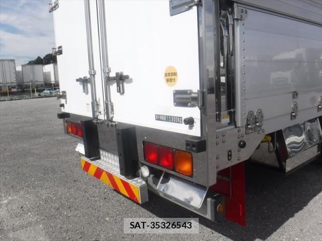 Mitsubishi GREAT 2023-01 8661834-10