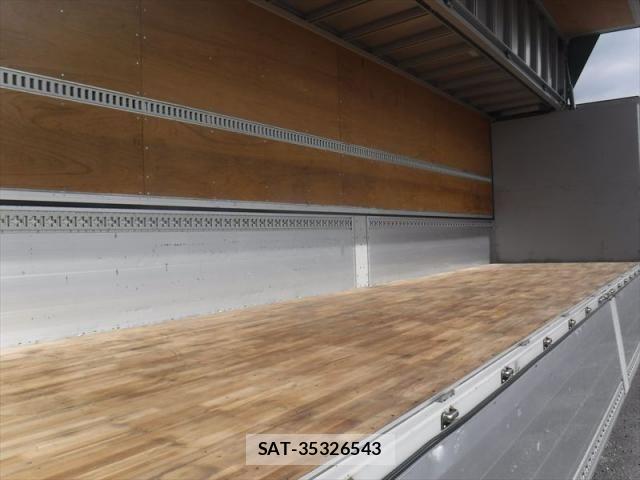 Mitsubishi GREAT 2023-01 8661834-28