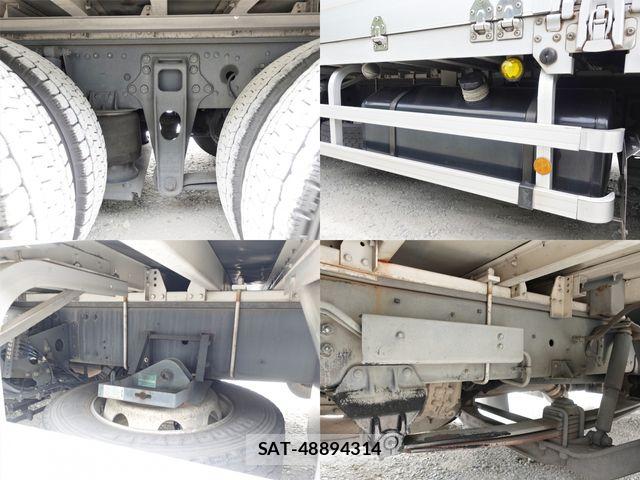 Mitsubishi GREAT 2018-03 8661844-19