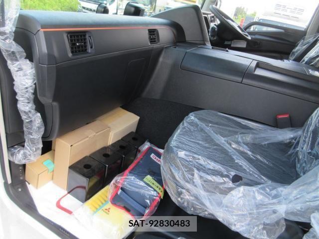 Mitsubishi GREAT 2026-05 8661828-16