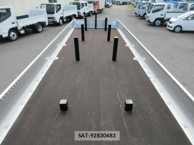 Mitsubishi GREAT 2026-05 8661828-23