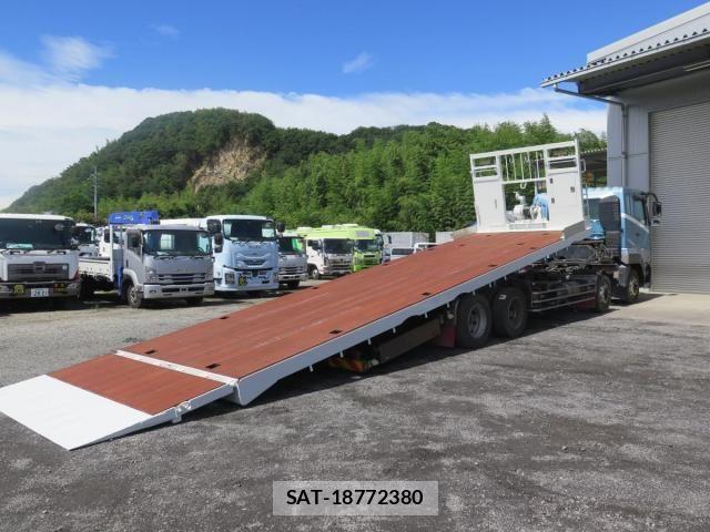 Mitsubishi GREAT 2015-01 8666987-12