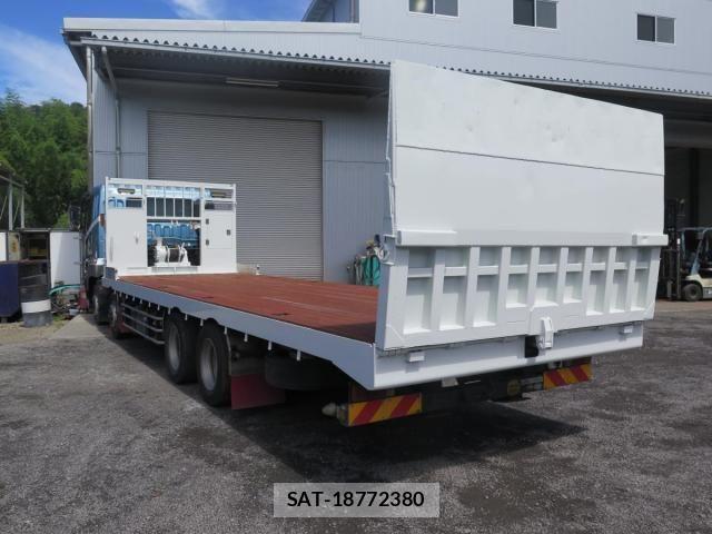 Mitsubishi GREAT 2015-01 8666987-8