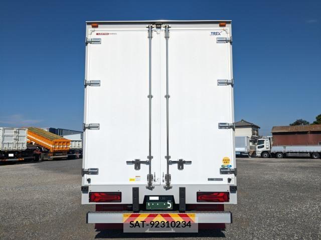 Mitsubishi GREAT 2024-09 8666986-5