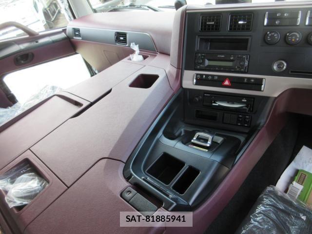 Mitsubishi GREAT 2026-05 8661829-11