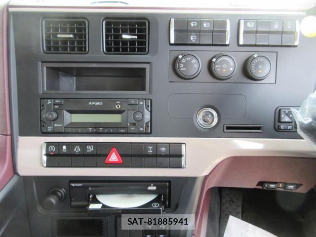 Mitsubishi GREAT 2026-05 8661829-12