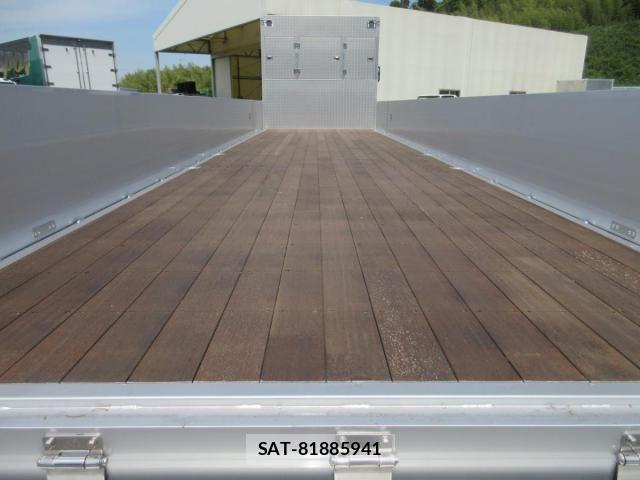 Mitsubishi GREAT 2026-05 8661829-19