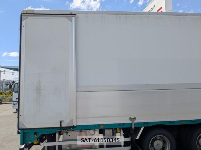 Mitsubishi GREAT 2018-09 8661839-13