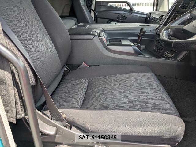 Mitsubishi GREAT 2018-09 8661839-23