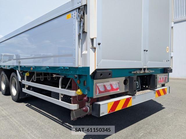 Mitsubishi GREAT 2018-09 8661839-4