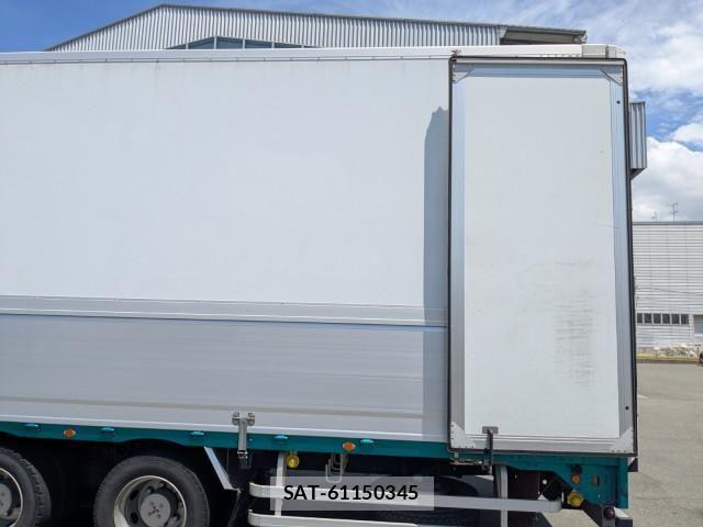 Mitsubishi GREAT 2018-09 8661839-8