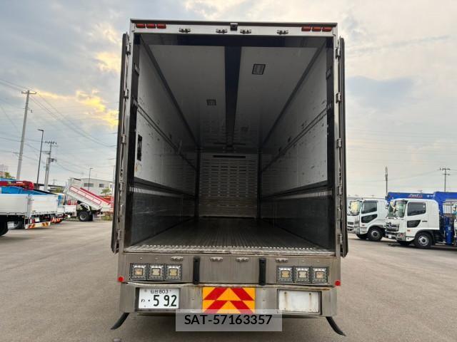 Mitsubishi GREAT 2019-08 8661841-9