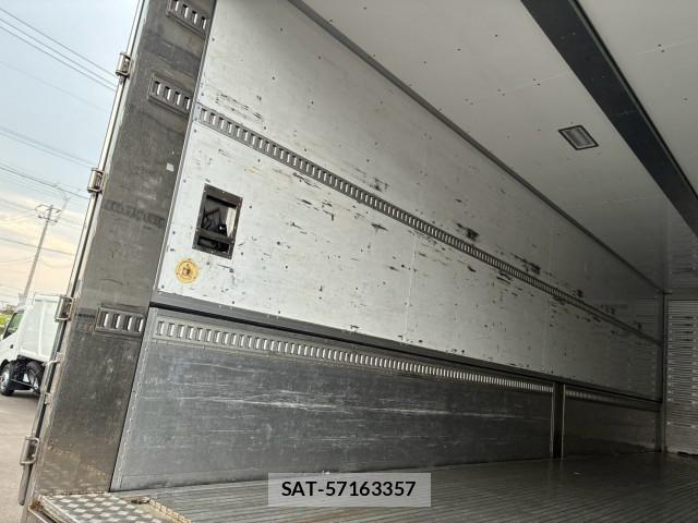 Mitsubishi GREAT 2019-08 8661841-10