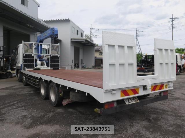 Mitsubishi GREAT 2014-01 8666985-8