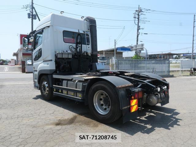 Mitsubishi GREAT 2021-06 8661838-2