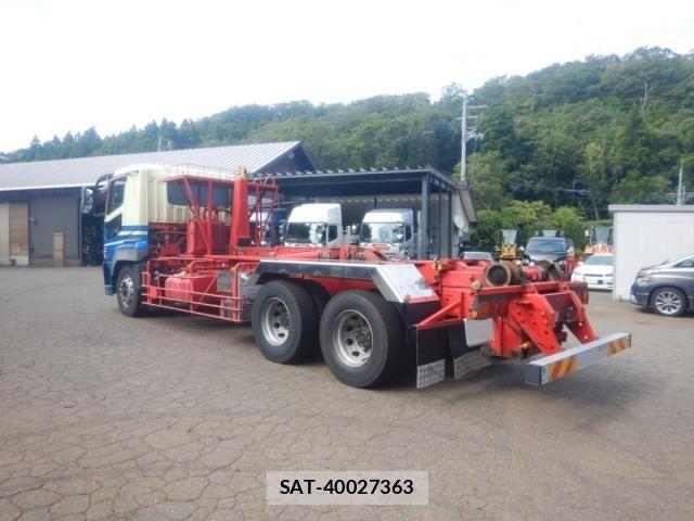 Mitsubishi GREAT 2014-03 8661842-4