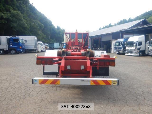 Mitsubishi GREAT 2014-03 8661842-5