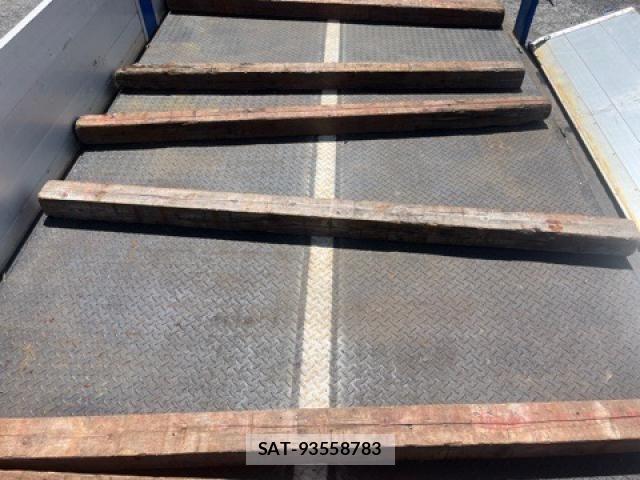 Mitsubishi GREAT 2021-05 8661836-19