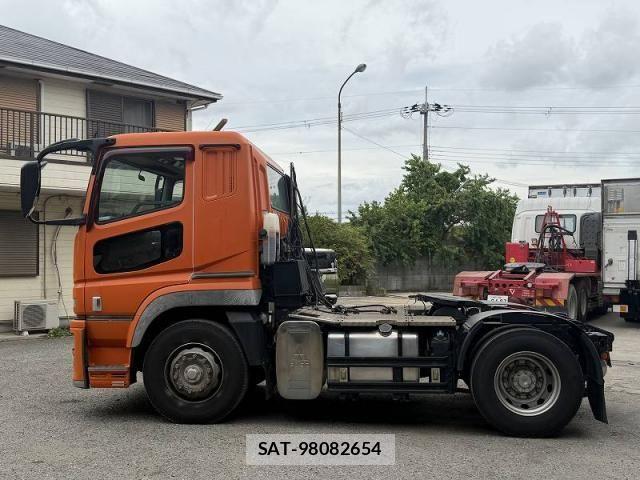 Mitsubishi GREAT 2016-01 8686691-4