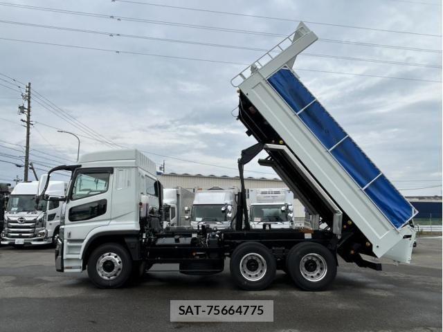 Mitsubishi GREAT 2026-05 8686687-4