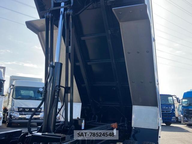 Mitsubishi GREAT 2026-01 8686684-12