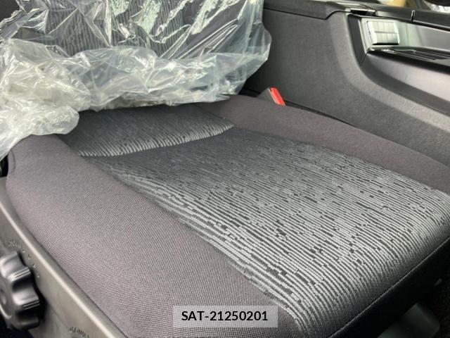 Mitsubishi GREAT 2026-05 8686680-21