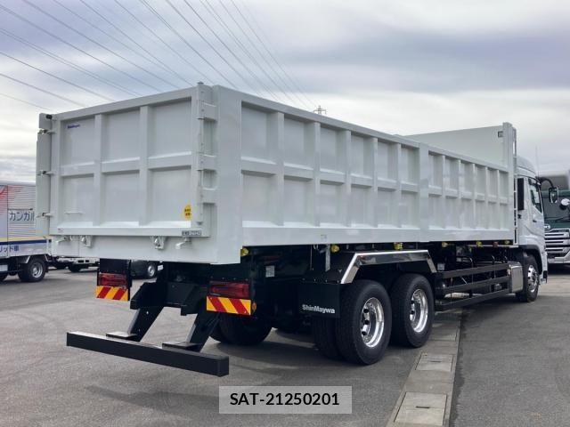 Mitsubishi GREAT 2026-05 8686680-2