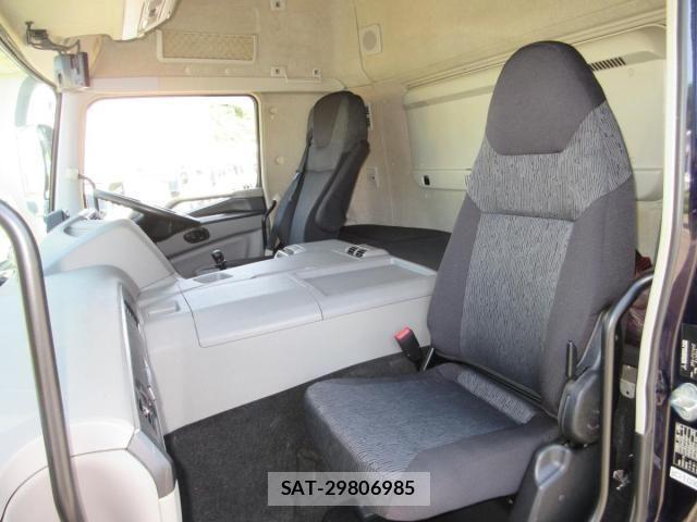 Mitsubishi GREAT 2019-07 8686688-13
