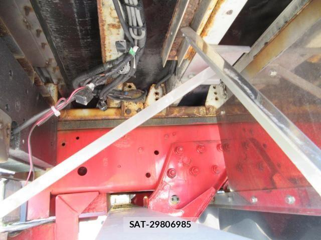 Mitsubishi GREAT 2019-07 8686688-27