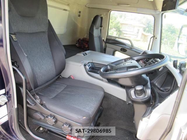 Mitsubishi GREAT 2019-07 8686688-6