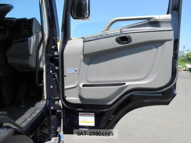 Mitsubishi GREAT 2019-07 8686688-7