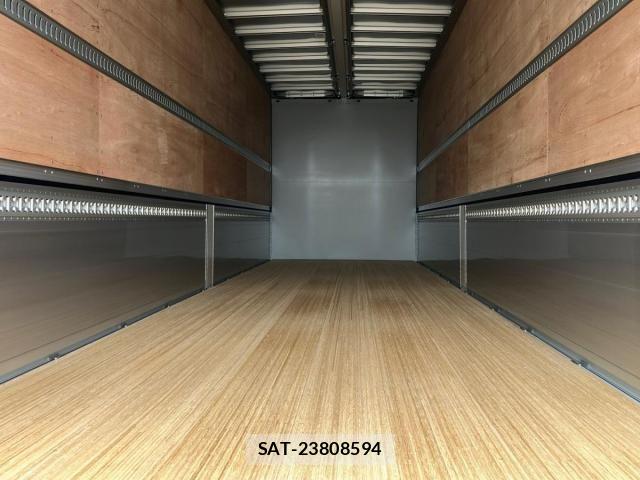 Mitsubishi GREAT 2026-05 8686681-9