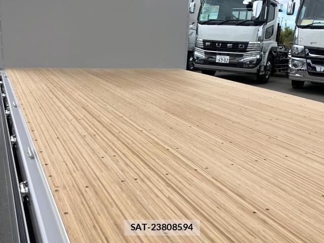 Mitsubishi GREAT 2026-05 8686681-10