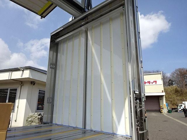 Mitsubishi GREAT 2026-04 8733102-14