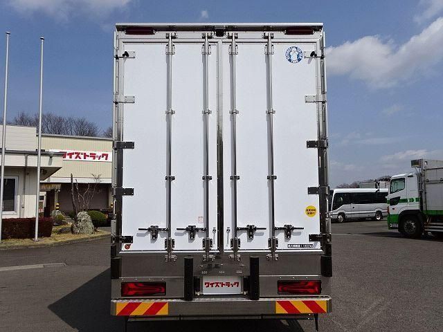 Mitsubishi GREAT 2026-04 8733102-7