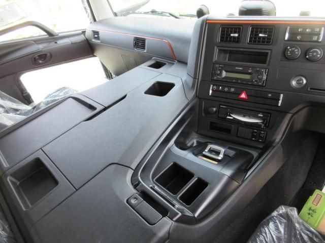 Mitsubishi GREAT 2026-06 8733108-10