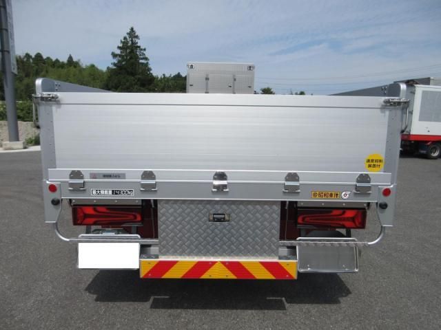 Mitsubishi GREAT 2026-06 8733108-4