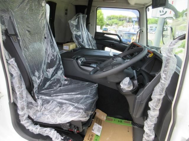 Mitsubishi GREAT 2026-06 8733108-6