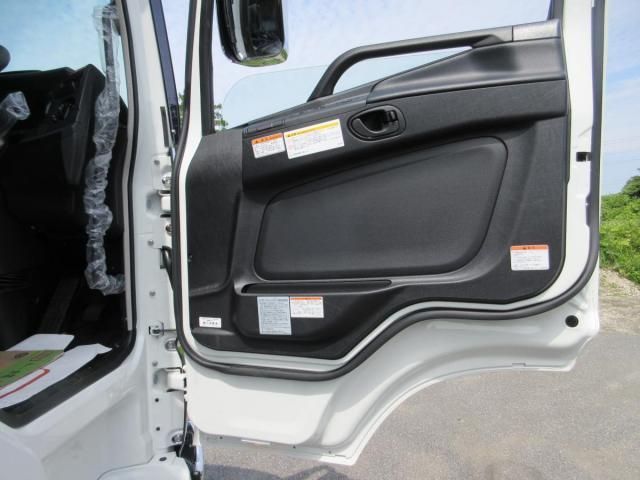 Mitsubishi GREAT 2026-06 8733108-7